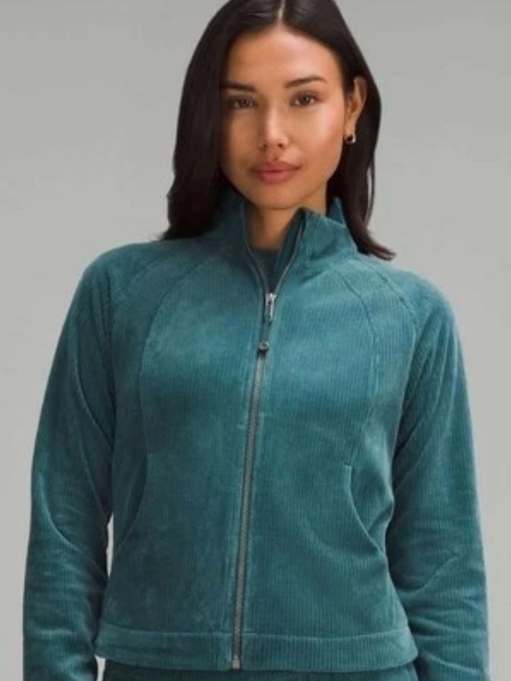 Lululemon Scuba Track Jacket *Velvet
Cord Storm Teal